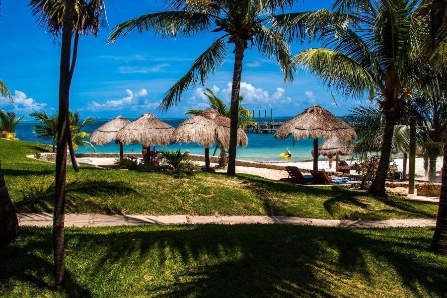 Footer Hotel Faranda Maya Caribe Cancún